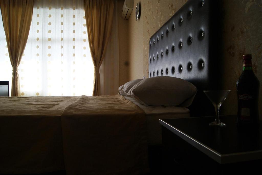 Avand Hotel Baku Rum bild