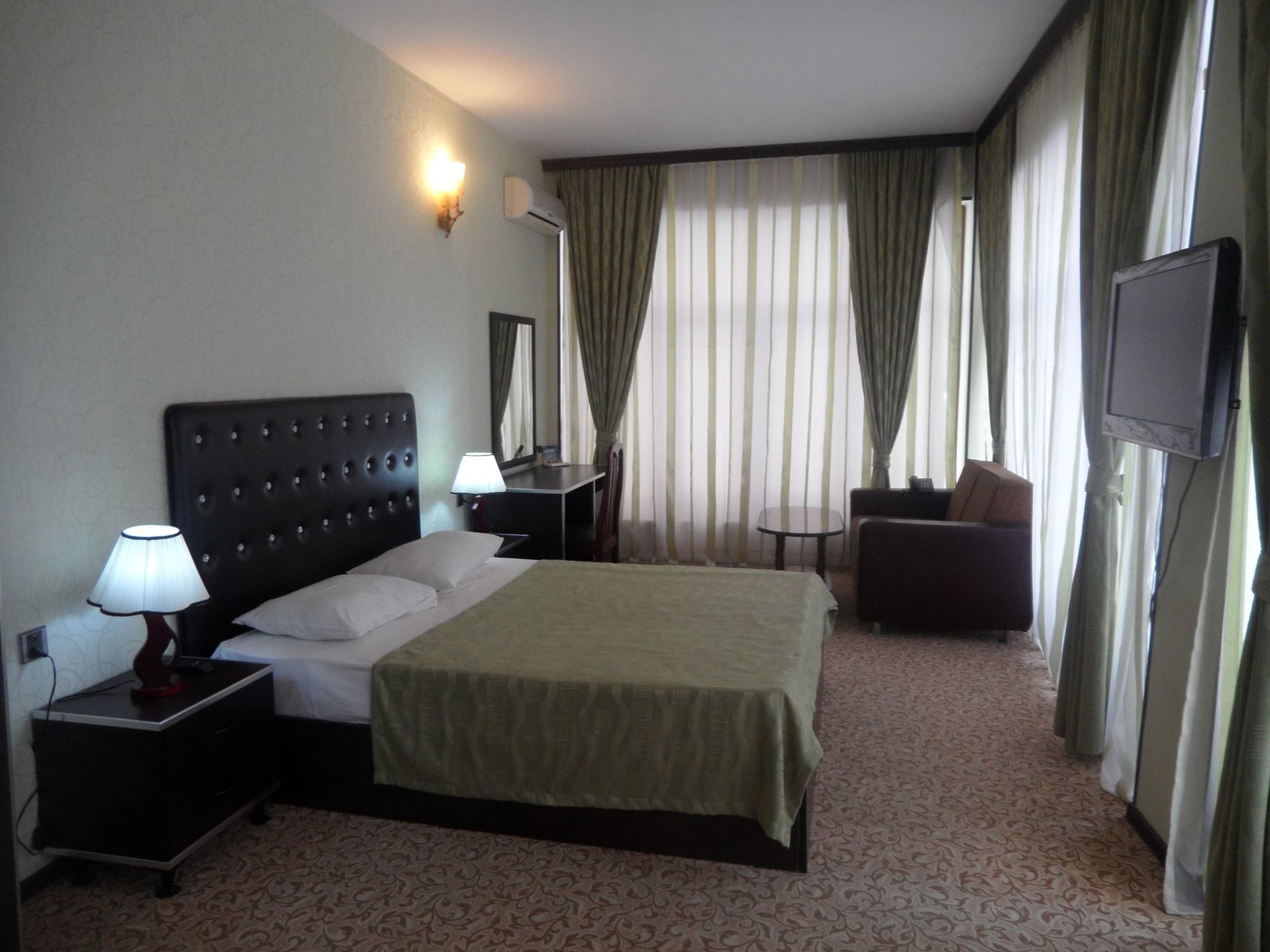 Avand Hotel Baku Exteriör bild