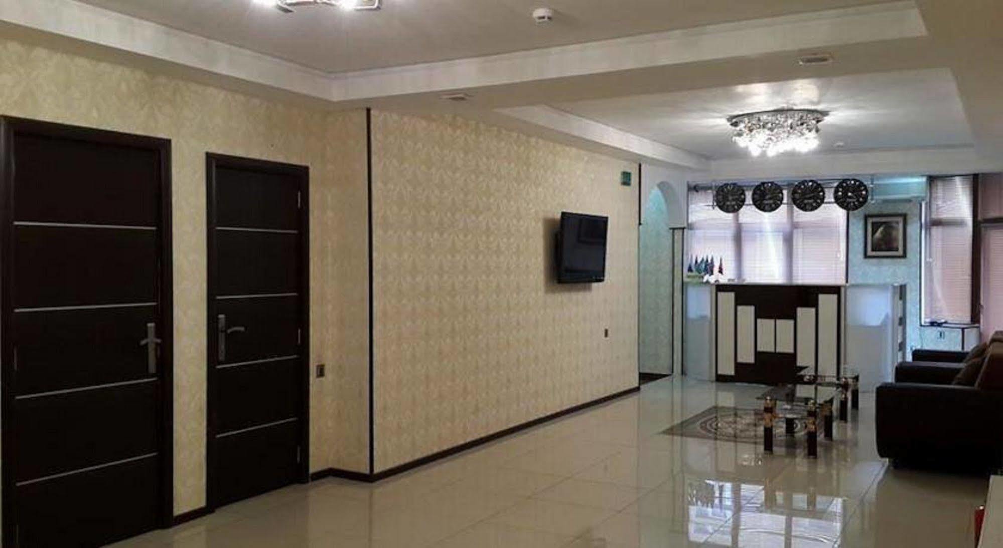 Avand Hotel Baku Exteriör bild
