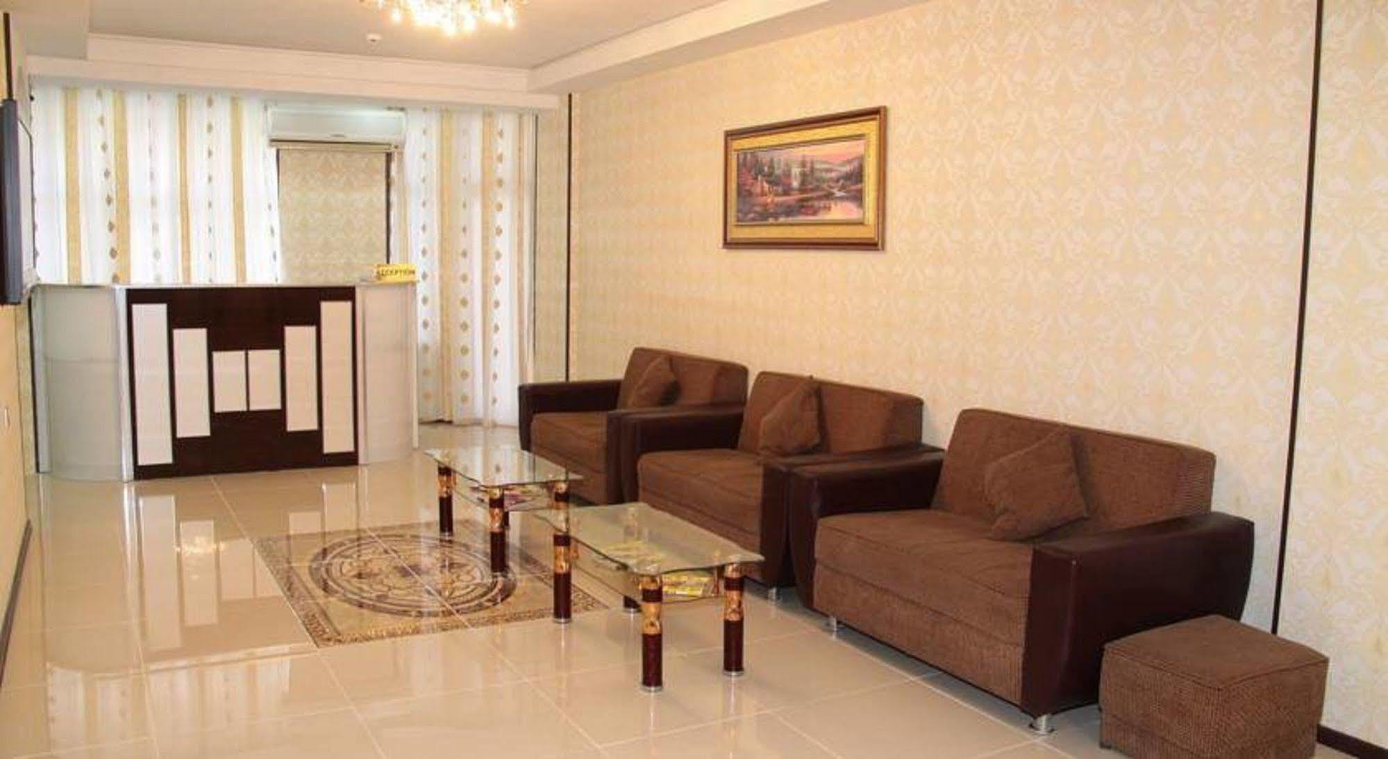 Avand Hotel Baku Exteriör bild